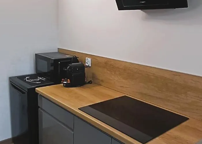 Greenhouse89 Villa *